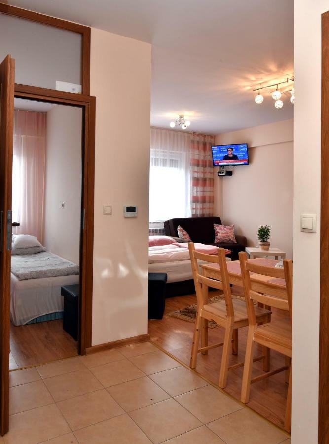 Zator Apartamenty Weekend Bagian luar foto